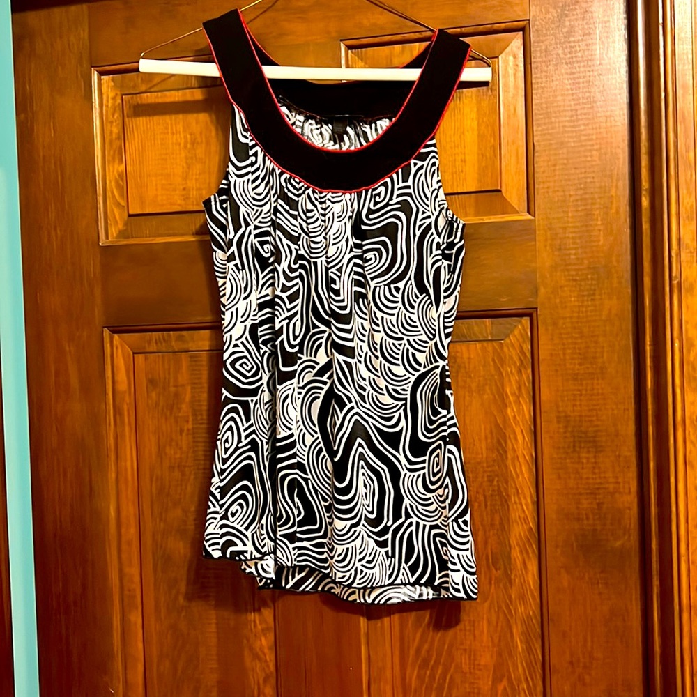 Standout black and white top